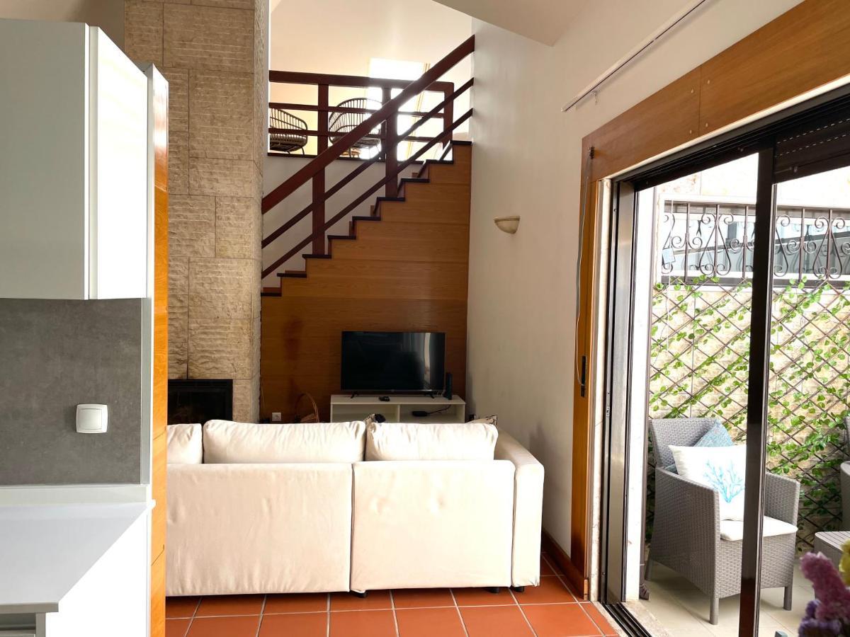 Top Beach House Costa da Caparica Exterior photo